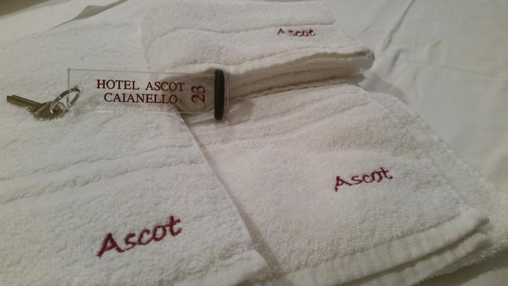 Hotel Ascot Caianello Zimmer foto